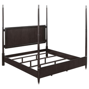 Emberlyn Poster Bed in Brown