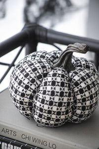 Set of 2 Plaid Pumpkin